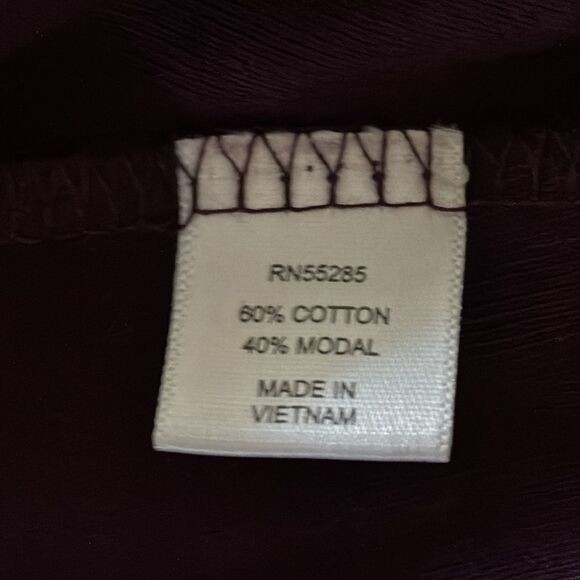 NWT Express Purple Rhinestone V-Neck Top – Size S - Picture 8 of 8